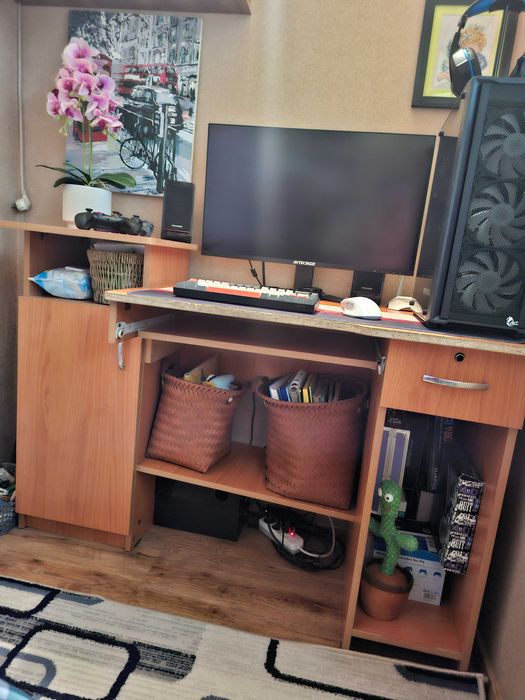 Компьютерный стол