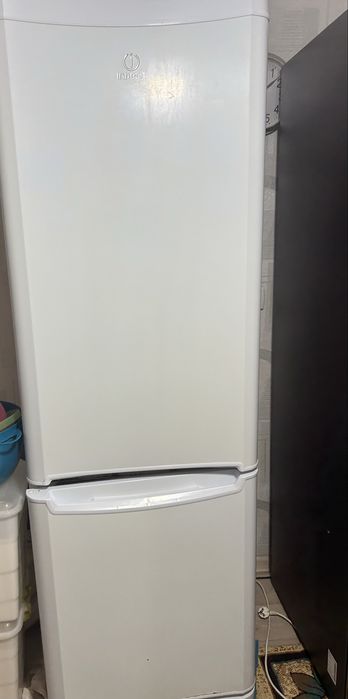 Холодильник б/у   город   Тараз самовывоз