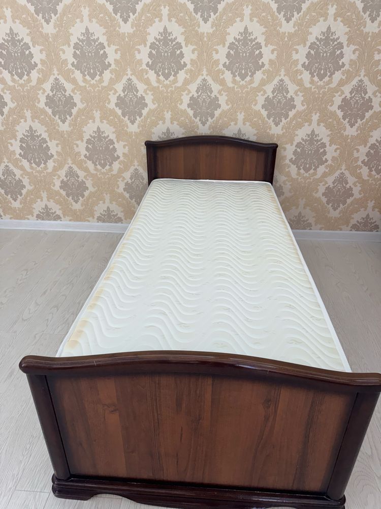 Односпальная кровать