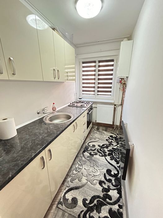 Vand Apartament 2 camere Vest,centrala proprie,separtoe de gaze