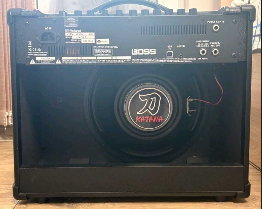 Продавам китара Dean Icon X + усилвател Boss Katana 50 Gen 3