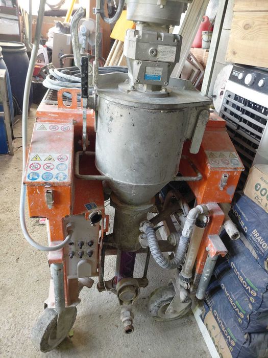 Монофазна машинна мазилка