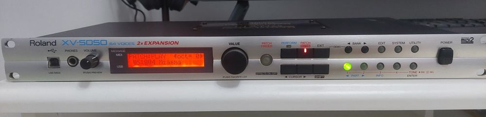 Sintetizator Roland XV5050