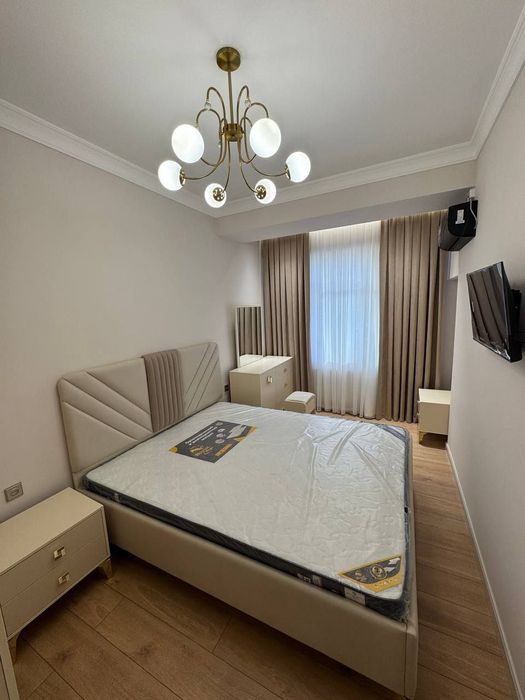 Продаётся м. Горького 3 комнатная квартира 
в Новостройке