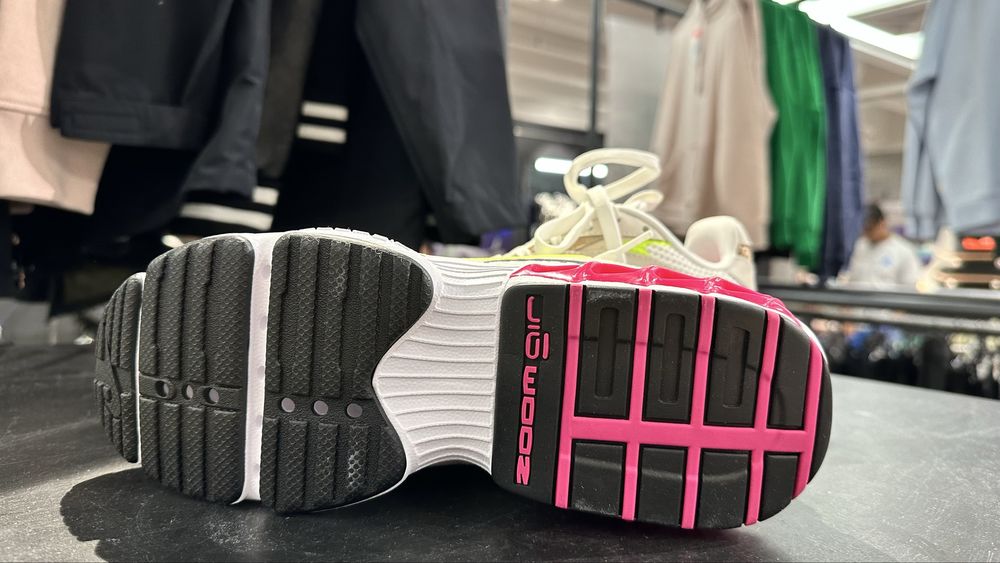 Nike Air Zoom Fire originali , noi la cutie ( marime 40 )