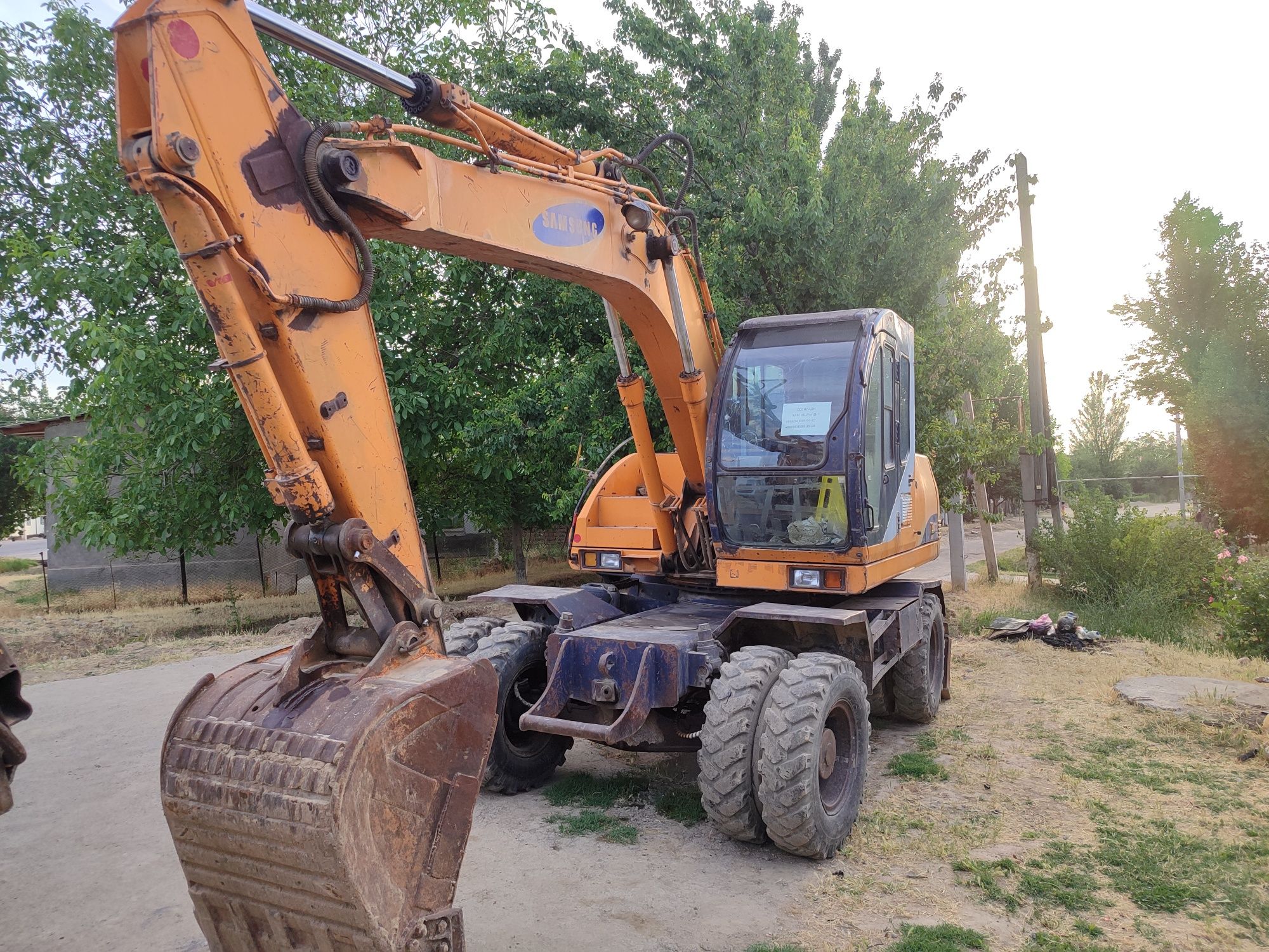 Samsung MX132W ekskavator