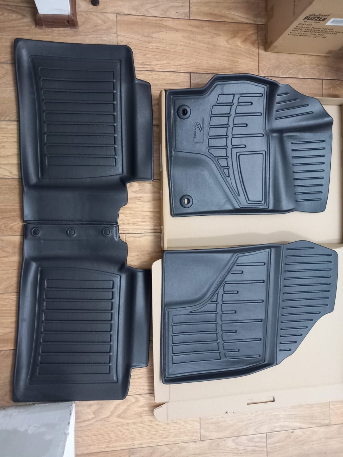 Set covorase podea auto cauciuc toyota prius 2009 2015 umbrela