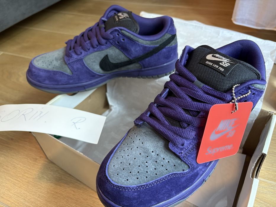 Supreme Nike SB Dunk Low