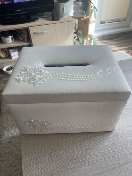 Кутия за пликове