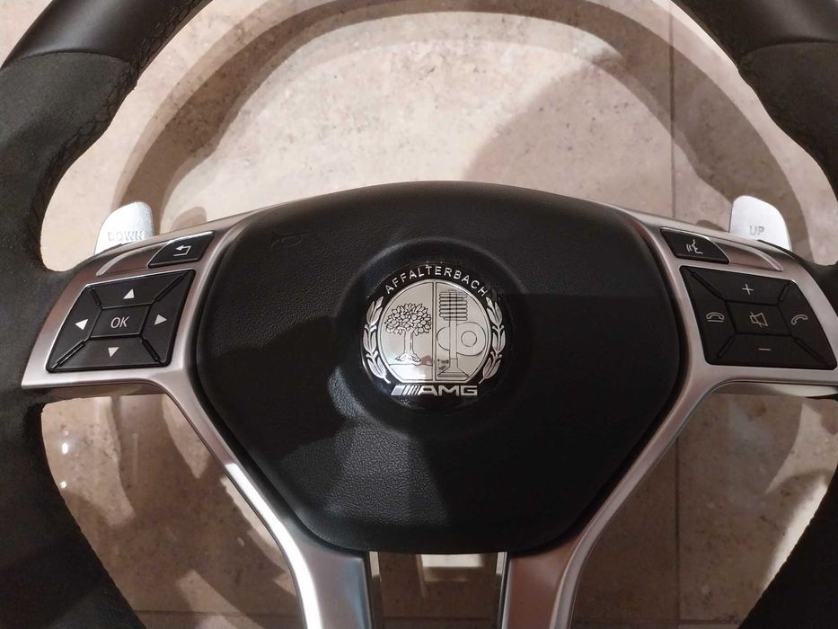 Мерцедес AMG Performance волан - Mercedes W212 W218 W204 W463 W166