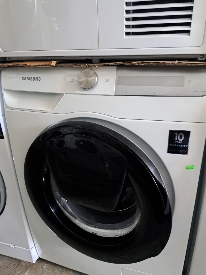 Нова инверторна пералня Самсунг/Samsung add wash 8 кг