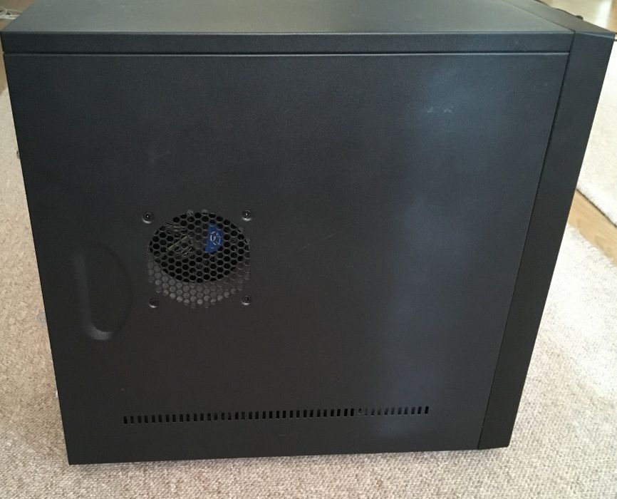 Set PC Desktop Complet + Monitor + Tastatura