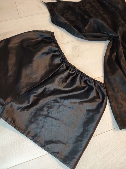 Cămașă de noapte și pantaloni scurti
