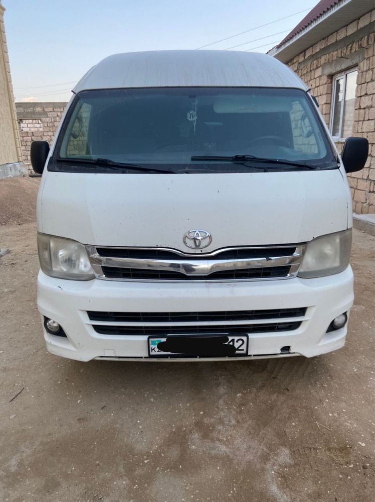 Тоуота Хайс Toyota Hiace 2013