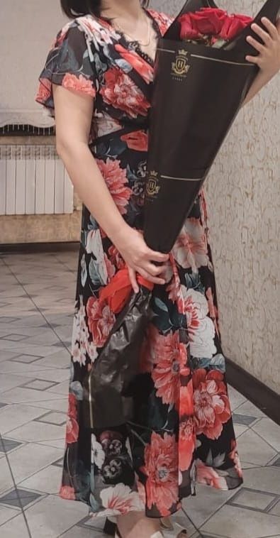 Платье и в мир,и в пир