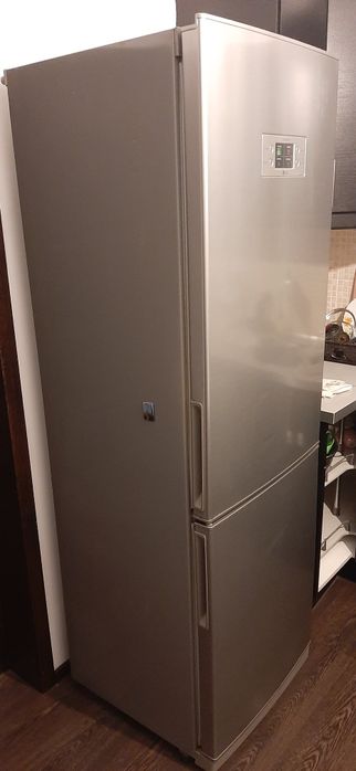 Vand frigider LG No Frost