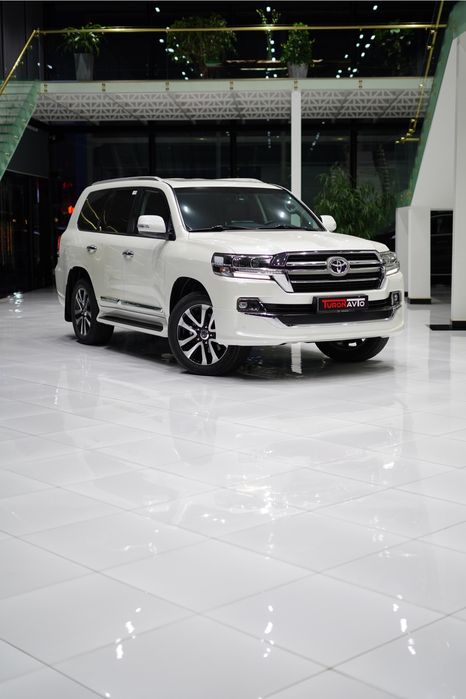 Toyota Land Cruiser 200