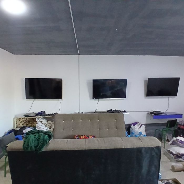 Playstationlar va televizorlar