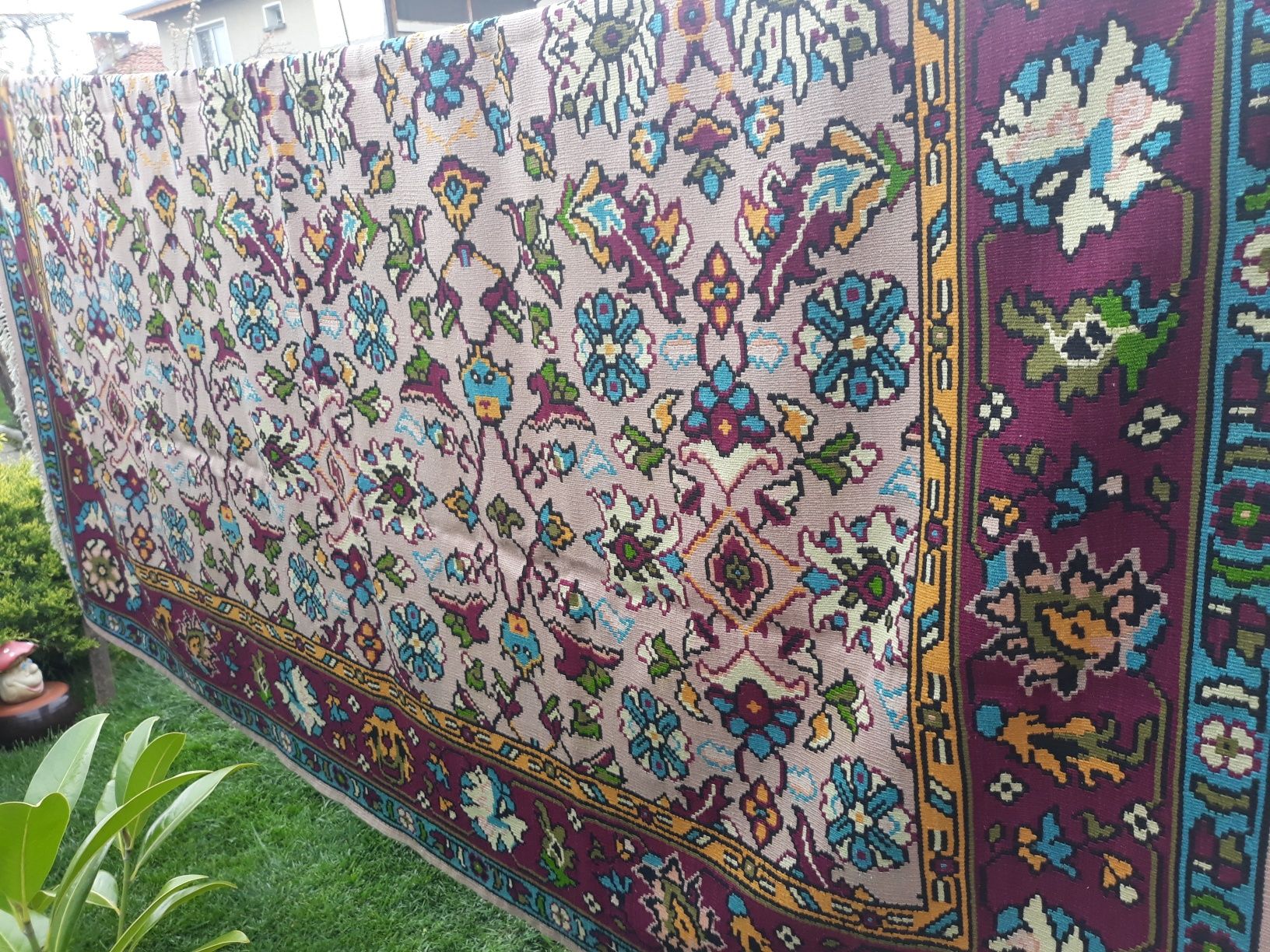 Котленски чипровски килим