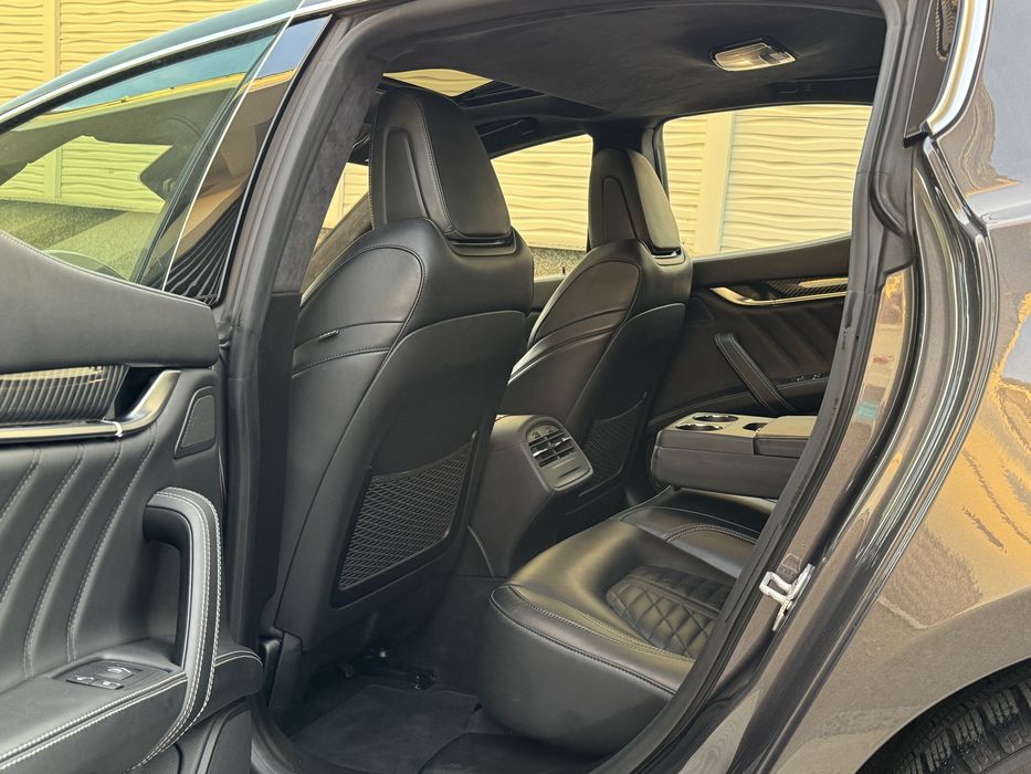 Maserati Ghibli 2020 Facelift 3.0d 275CP•Camere360•Trapa•Variante