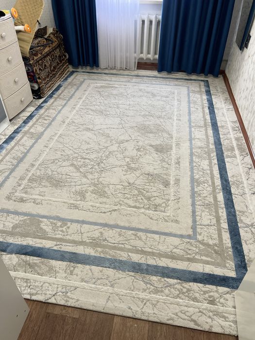 Килем сатылады новый почти 2ай колданылган кошуге байланысты 3.5х2.5