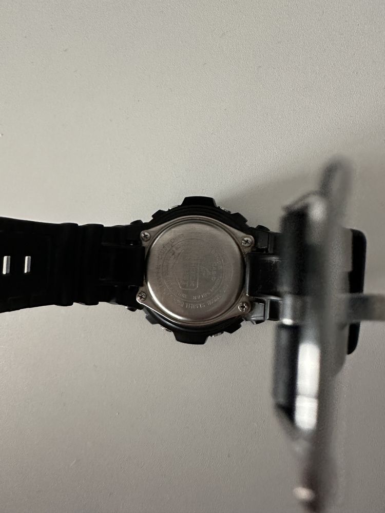 Часовник G-Shock