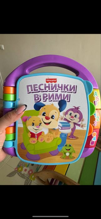 Музикална книжка Fisher price