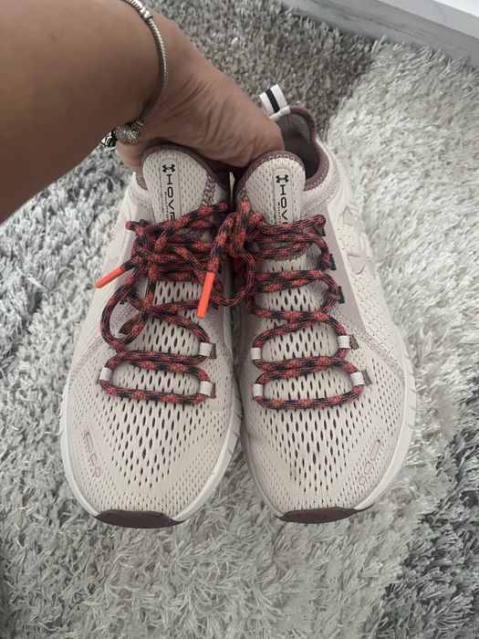 Дамски маратонки Under Armour