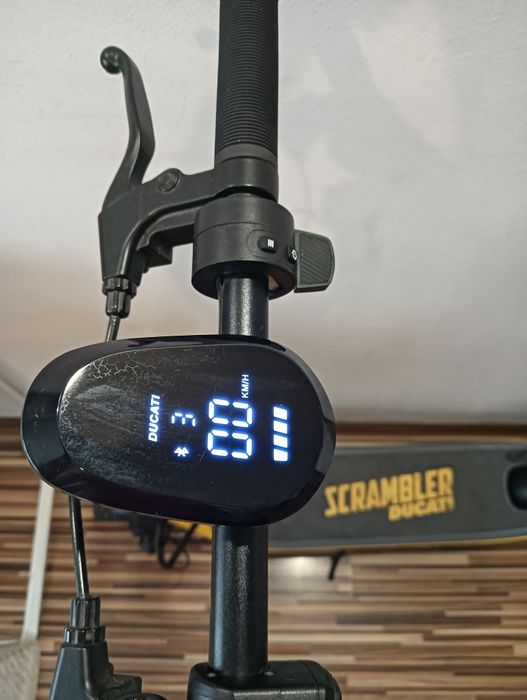 Trotineta electrică Ducati 1500