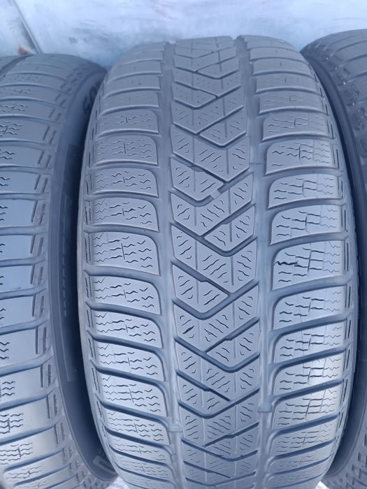 225/50/17 Pirelli