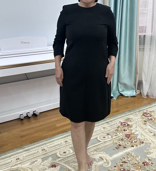 Платье от бренда MaxMara