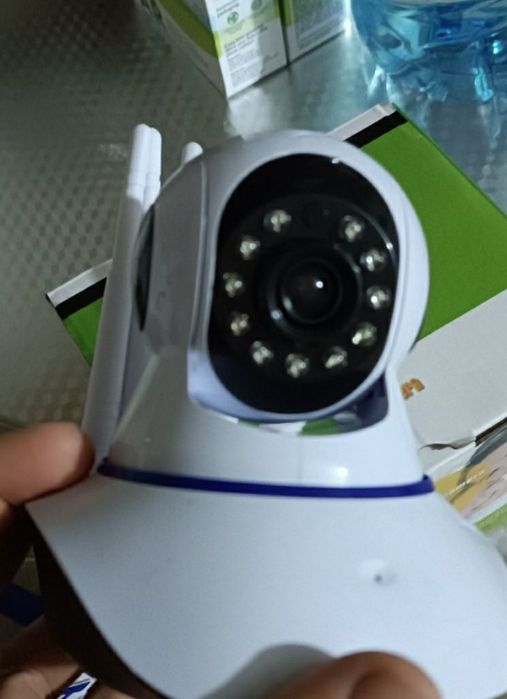 Camera supraveghere