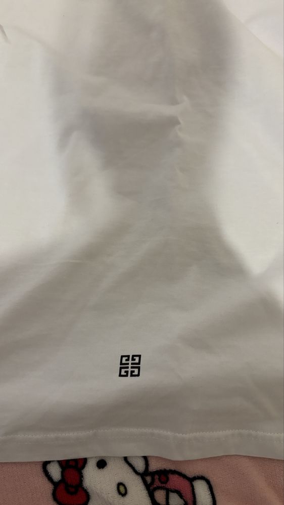 Givenchy Tshirt Original New