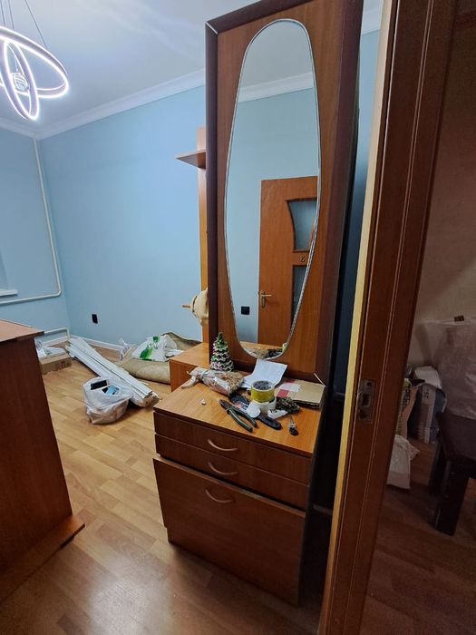 СРОЧНО!!! Продаю зеркало в хорошем состоянии