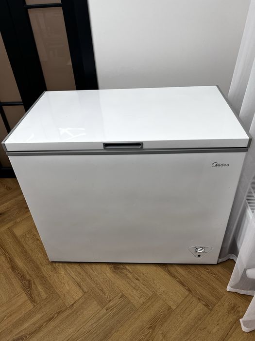 Морозильная камера Ларь