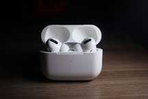 Продам наушники AirPods Pro