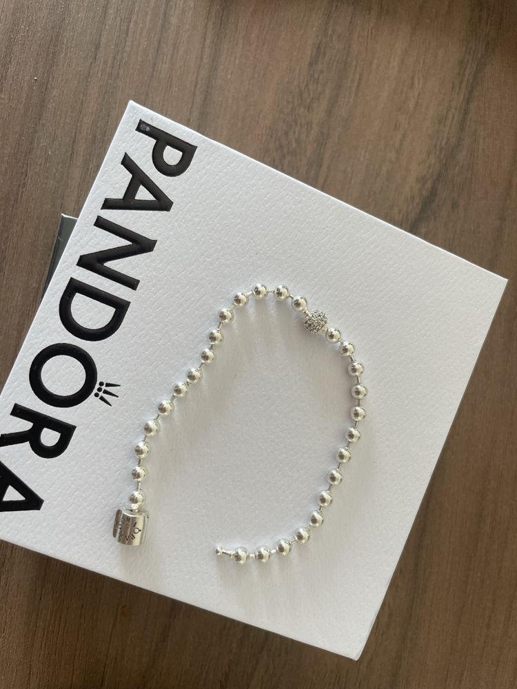 Нова сребърна гривна Pandora Любими моменти 17cm