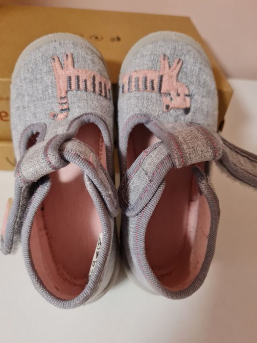 Детски обувки 22 и 24 номер