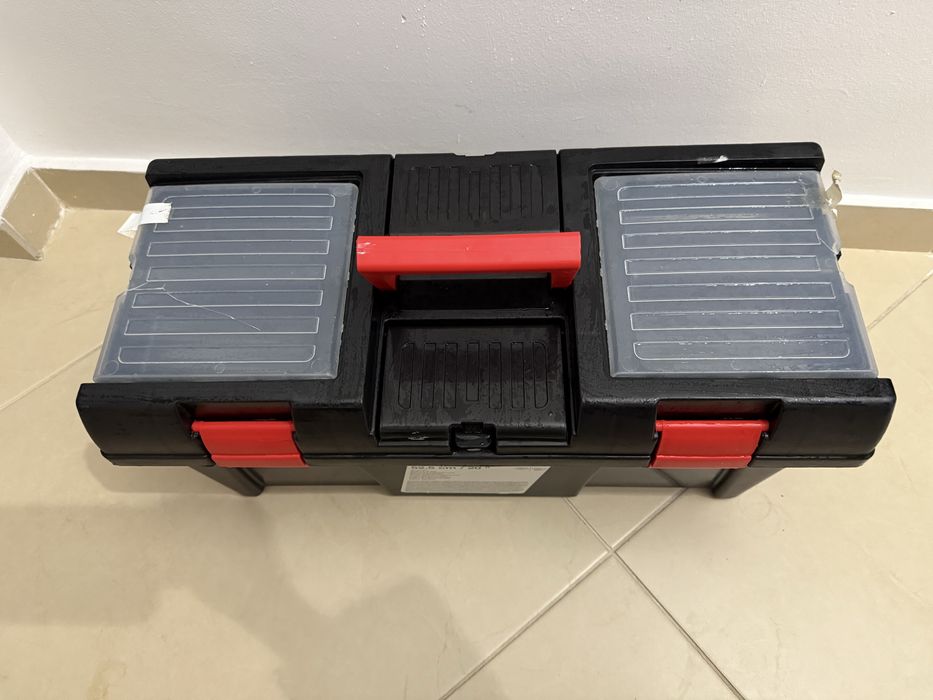 Cutie scule din plastic