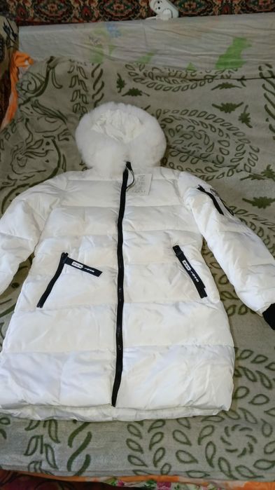 Продам куртку  женскую зима