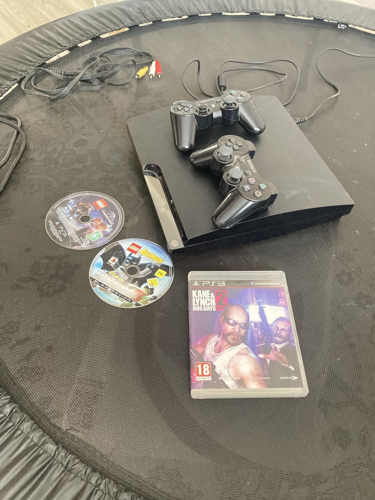 Ps3 + 2 джостика + диски в отличном состоянии