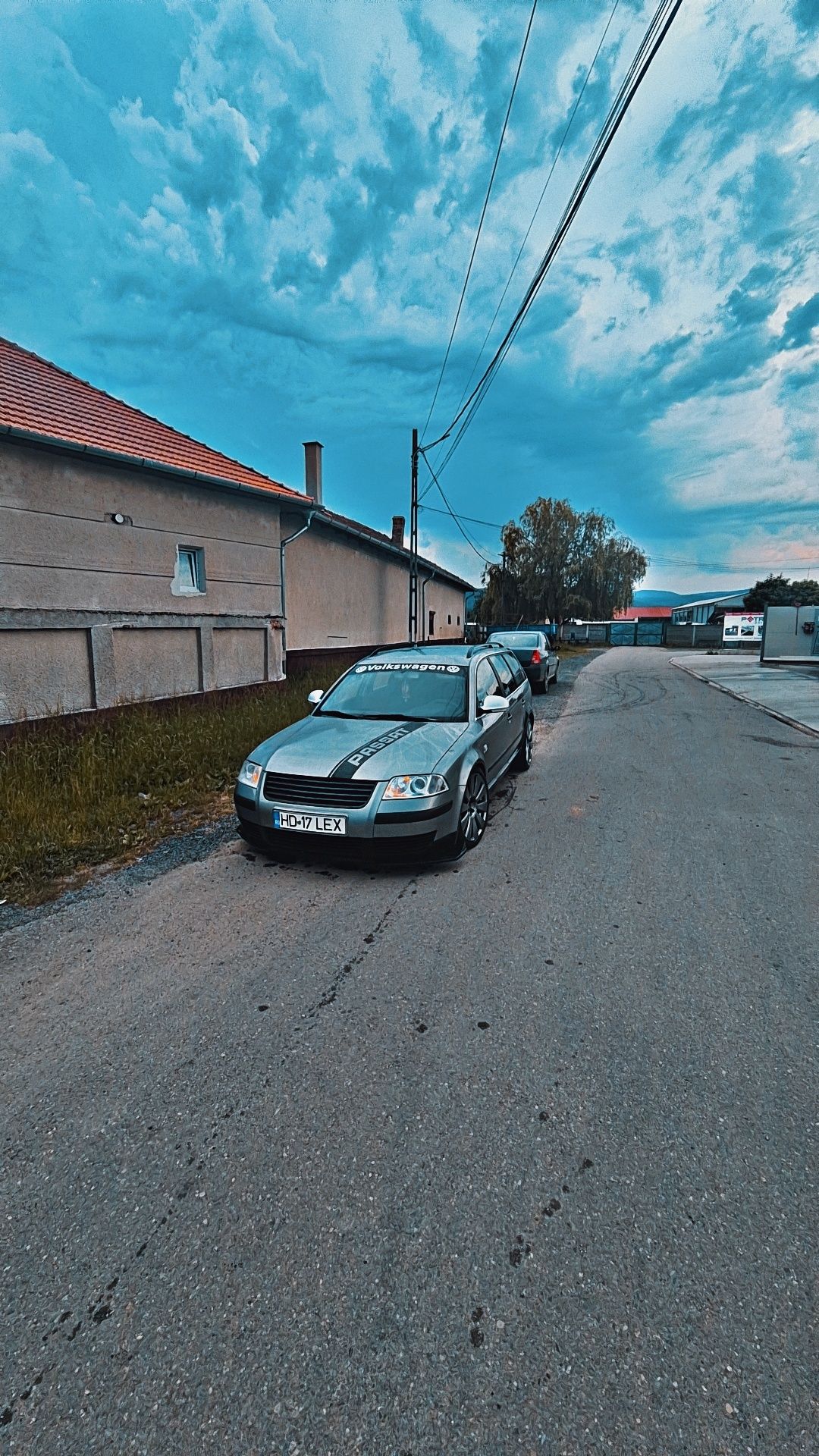 Vând Volkswagen Passat b5.5