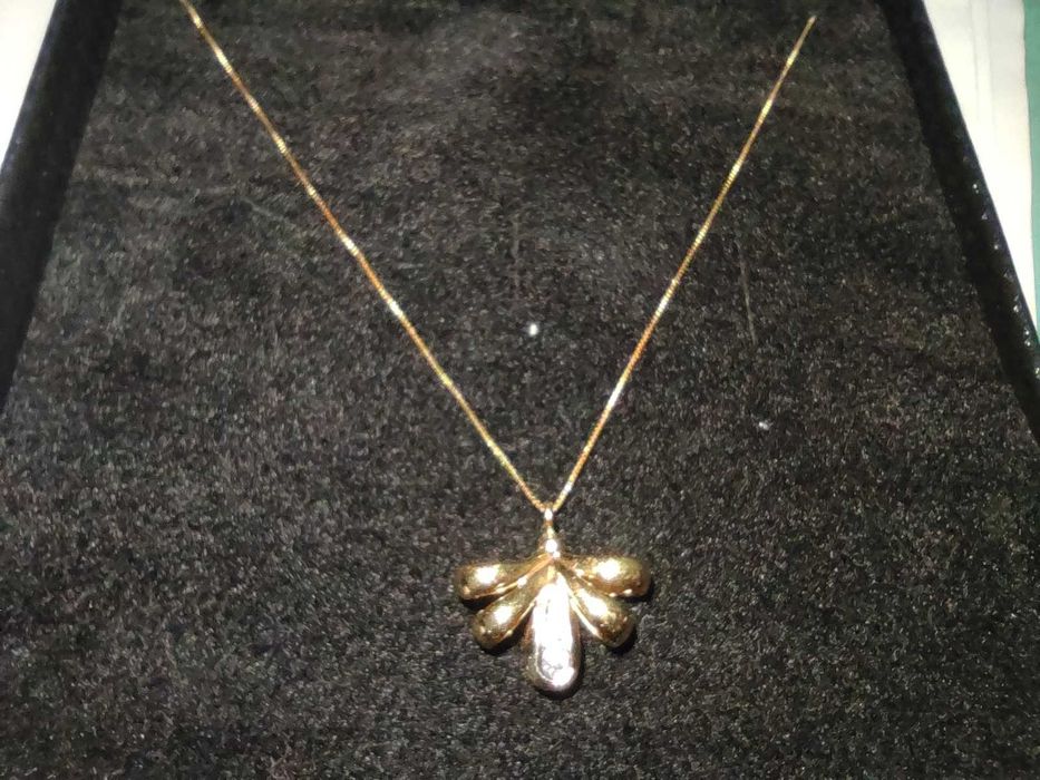Colier aur 18k cu diamante