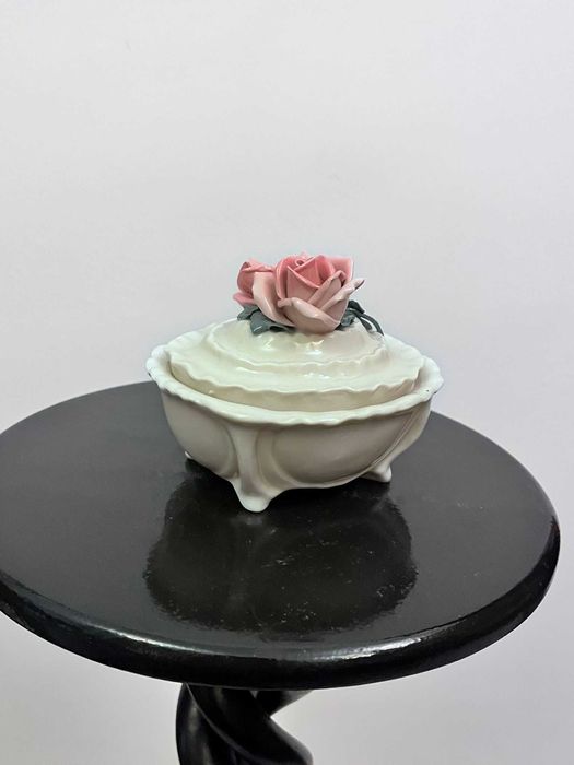 Caseta bomboniera portelan bibelou bibelouri KARL ENS w germania