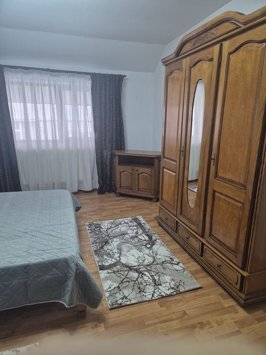 Apartament de inchiriat
