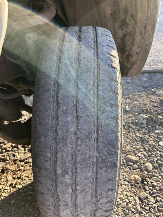 Диски и два комплекта резины  215/75 R16 разболтовка 6 139.7 шины