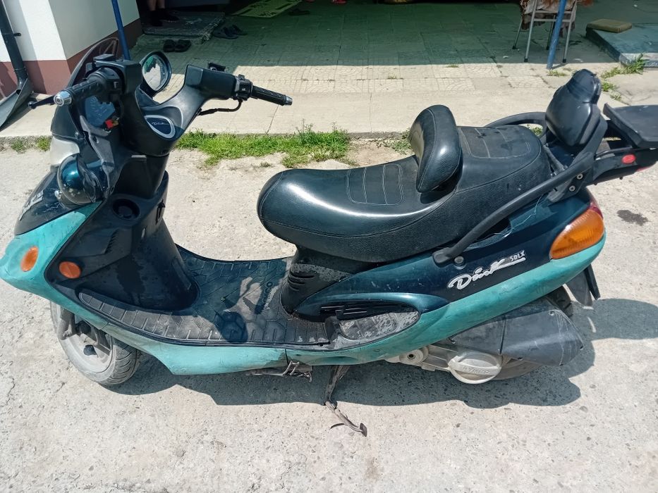 Vând scuter kimco 150cc