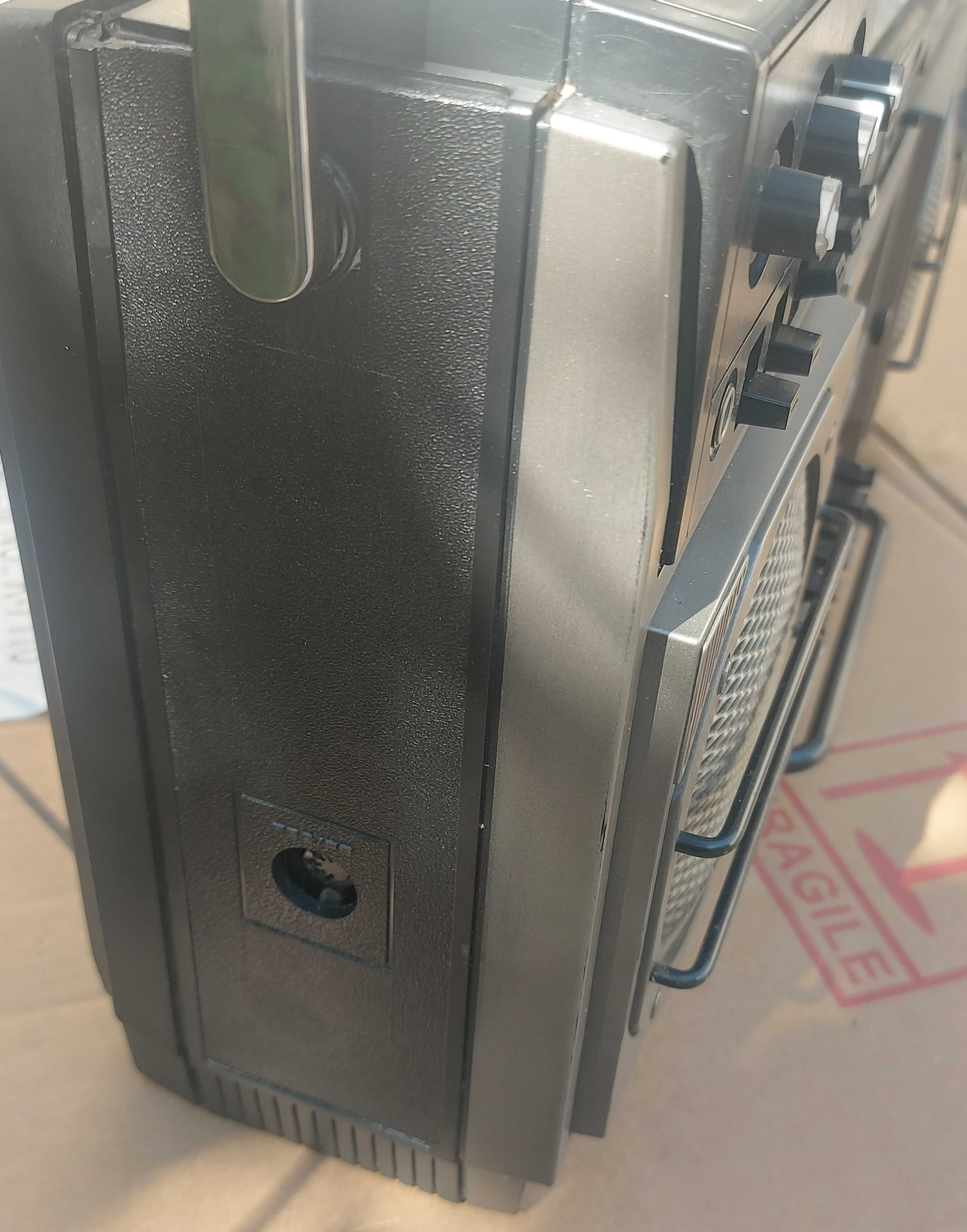 Unisef TU-7000 Auto Reverse Radio Cassette Recorder