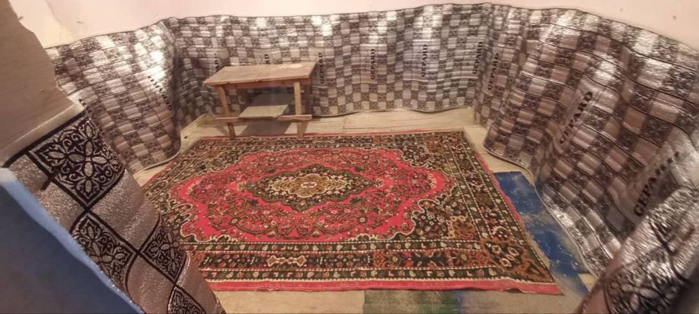 Шахар марказида кичик ховлича сотилади