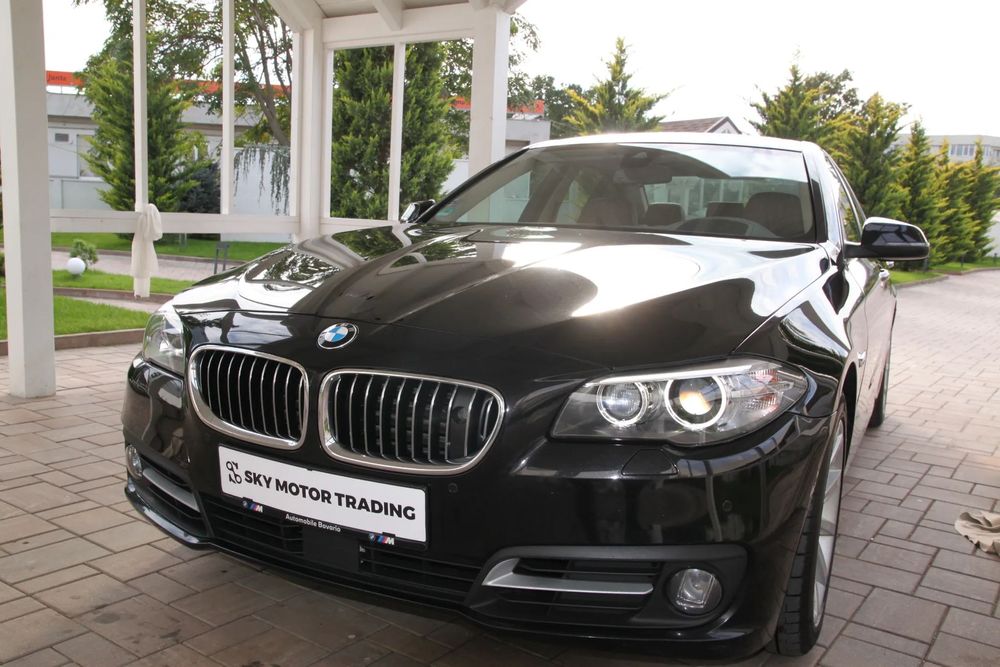 BMW Seria 5 Superb 258ps SAG Xdrive/ Night Vision/ Head Up/ ACC/ SC Comf MEM/ Keyl